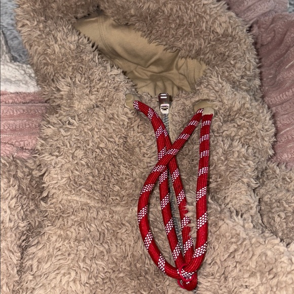 Lululemon Oh So Sherpa Half Zip Trench, size 4 in EUC. - Picture 13 of 17